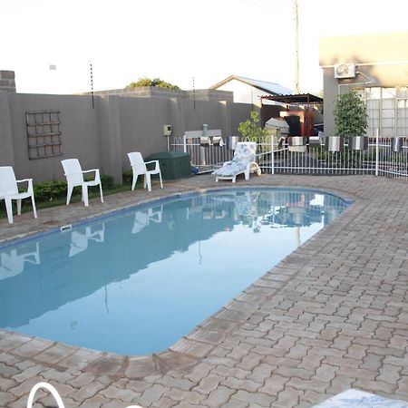 Asante Apartments リビングストン エクステリア 写真